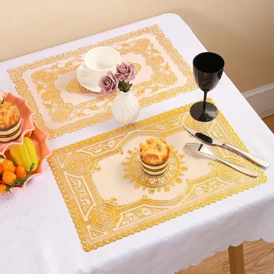 Platzset 2er-Pack, 30x45 cm, PVC, hitzebeständig, rutschfest, gold