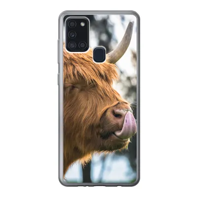 Produktbild von MuchoWow® Handyhülle Schutzhülle Hülle für Samsung Galaxy A21s Schottischer Highlander - Nase - Baum Silikon Softcase Handy Hülle - Hartschale