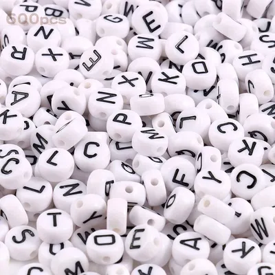 Produktbild von 600 stück Buchstaben Perlen, Buchstabenwürfel Zum Auffädeln, Mini Perlen Zum Basteln, Buchstabenperlen, Schmuck Basteln & Geschenke (Weiß mit Schwarz ​Buchstaben)