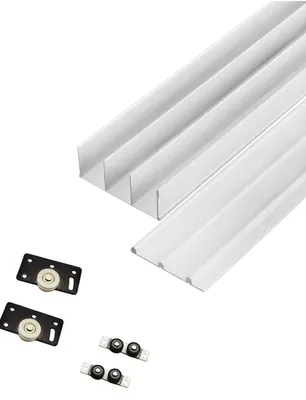 Produktbild von Hardware-Set für Dreifach-Schiebetüren mit Schienen