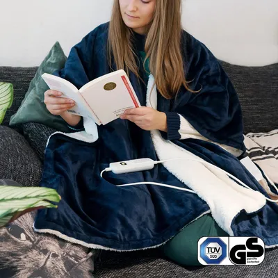 Produktbild von Navaris XXL Elektrische Poncho Heizdecke - 180x130cm 3 Wärmestufen Abschaltautomatik waschbar - Kuschelige Wärmedecke Dunkelblau Weiß