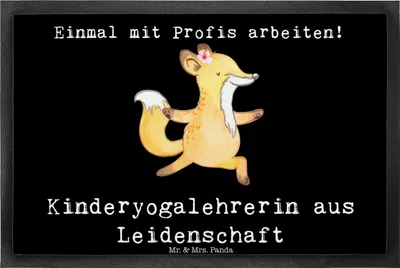 Produktbild von Mr. & Mrs. Panda Türvorleger Kinderyogalehrerin Leidenschaft 40 x 60 cm - Schwarz - Geschenk, Schmutzmatte, Fußabtreter, fußmatte, Sauberlaufmatte, Schmutzfangteppich