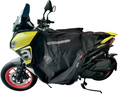 Obrázek produktu pro TUCANO URBANO R235 Termochránič nohou černý s těžkým nylonovým vnějším materiálem