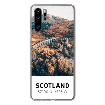 Produktbild von MuchoWow® Handyhülle Schutzhülle Hülle für Huawei P30 Pro Schottland - Herbst - Berge Silikon Softcase Handy Hülle - Schutzdeckel