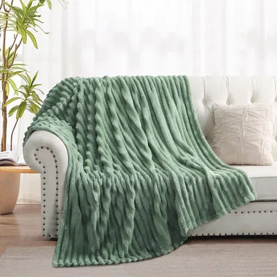Weiches Fleece Plaid 130 x 150 cm - Warme Mikrofaserdecke für Sofa und Bett