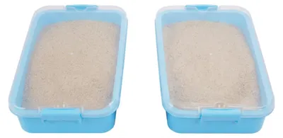 Obrázek produktu pro Pískoviště Relaxdays s víkem, sada 2 ks, plast, rozměry: 8 x 38 x 25 cm, malé pískoviště pro děti, do interiéru, světle modré