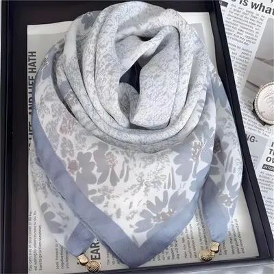 Produktbild von Elegantes Halstuch TK-38920 in Grau/Weiß KP38920