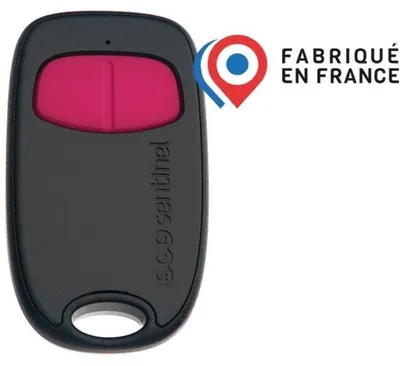 Image de Télécommande 2 canaux - SCS SENTINEL - SimplyControl - Fuchsia. Portée : 40 m. Fréquence : 433,92 MHz. Pile au lithium CR2032 incluse.