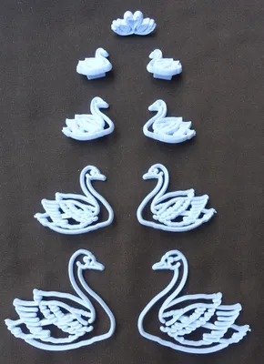 Produktbild von GKA 9 teilges Set Schwan Keksausstecher Ausstecher Fondantausstecher sehr filigran Stempel Fondant Torten dekorieren Kekse