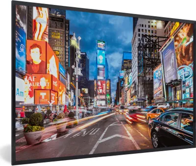 Produktbild von MuchoWow® Gerahmtes Poster New York - Architektur - Nacht 60x40 cm - Poster mit Schwarzem Bilderrahmen Wandposter Rahmen Foto Bilder - Printing - Wanddeko Schlafzimmer