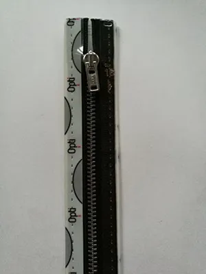 Produktbild von Opti by Coats Metall Reißverschluss Schwarz 16 cm, M40 Zahnung, nicht teilbar, Werra-Schieber, nickelfarben