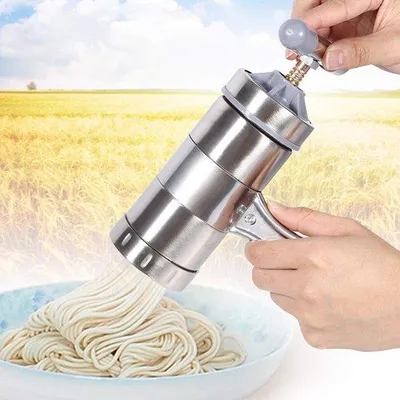 Immagine prodotto di Macchina per pasta fresca manuale con 5 lame per fettuccine e lasagne, dotata di lama in acciaio, realizzata in acciaio inossidabile 18/10, dimensioni 30 cm