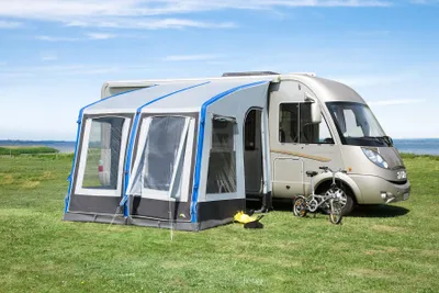 Produktbild von DWT Space Air HQ - mit nicht UV-resistenter Farbpigmentierung - 260 L Gr.3 - 260x280 cm (BxT) - Vorzelt Wohnwagen aufblasbar Caravanvorzelt Markise Camping Air-In Leichtzelt - Reisezelt - Teilzelt