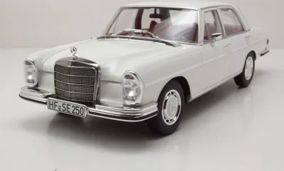 Produktbild von Mercedes-Benz 250 SE 1967 - 1:18 - Norev