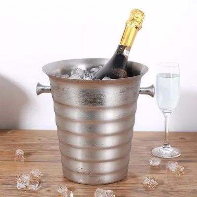 Immagine prodotto di Cestino portabottiglie da champagne in argento con manico - 26x22x22,5 cm - Argento