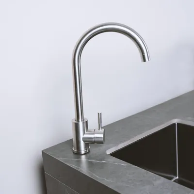 Image de Cuisine extérieure GORILLER® KING, barbecue à gaz avec réfrigérateur et évier, acier inoxydable, pierre, gris