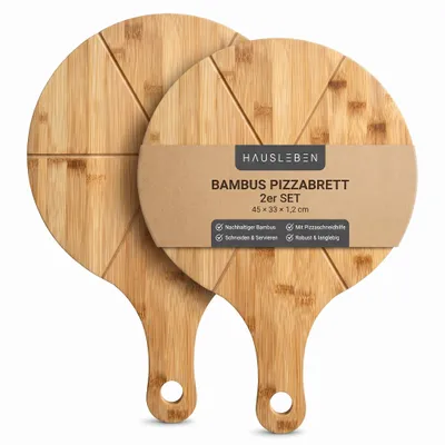 Produktbild von hausleben Pizzabrett 33 cm Bambus 2er Set – Rundes Schneidebrett mit Griff und Schneiderillen – Holz Pizzateller für Flammkuchen, Holzteller Servierbrett für Pizza, Leicht zu Reinigen, KI-generiertes Bild