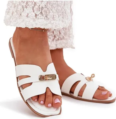 Produktbild von Flache Damen Pantoletten Mit Riemen Und Goldenem Detail Weiße Kerenza 37