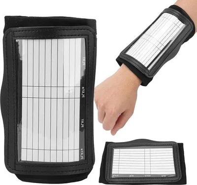 Produktbild von Fußballwristband mit transparentem Cover - Taktische Wrist Coach Ausbildungstafel für Fußball.