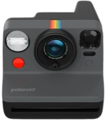 Productafbeelding van Polaroid Now Gen 3 Black  Colour Film Bundle 8 Photos