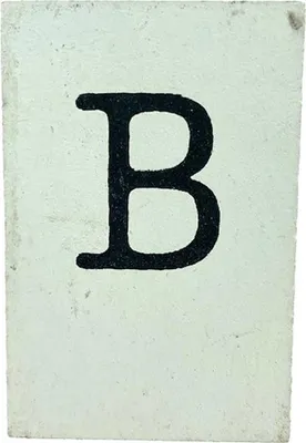 Produktbild von BaumwolleCounts Buchstabe B - Weiß | Babyzimmer Ideen