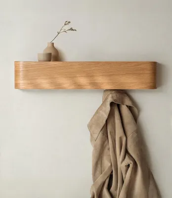 Obrázek produktu pro Nástěnný věšák - Moderní design se skrytými háčky - Dubové dřevo