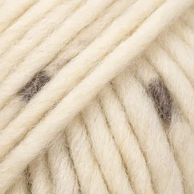 Produktbild von DROPS Snow Garn 123 - Weicher, dicker Filzgarn aus 100% Wolle, ideal für warme Kreationen