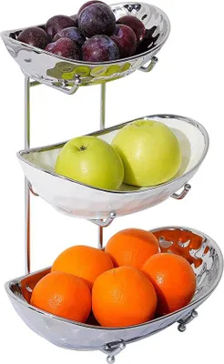 Immagine prodotto di Vassoio portfrutta in Vetroceramica a 3 ripiani con struttura in metallo dal design moderno per la cucina