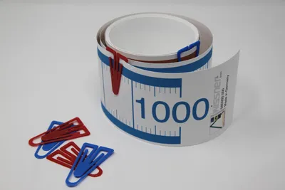 Produktbild von Zahlenstrahl - Rechenband 5m Zahlenskala 1-1000 in Dose mit Zubehör