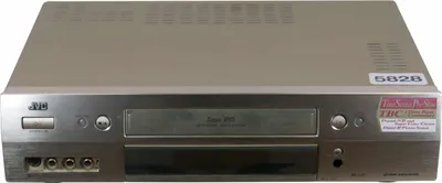 Productafbeelding van JVC HR-S9500 - Super VHS, ET (Electronic Transition) en digitale TBC (Time Base Corrector) & DNR (Digital Noise Reduction)