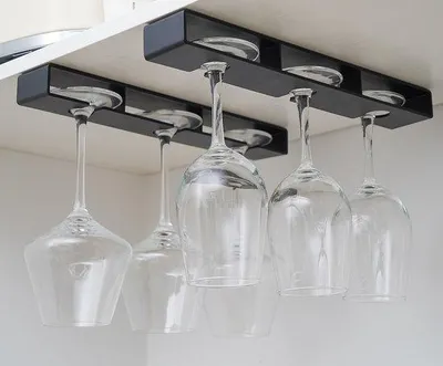 Obrázek produktu pro Plastové držáky na láhve vína pod kuchyňskou skříňku, stojany na láhve vína, organizér na láhve vína do kuchyně (černý)