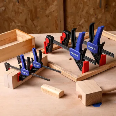 Image de pinces en 4 parties pour le travail du bois - 6 pouces x 2 & 4,5 pouces x 2 - Pince/écarteur à une main - Pinces F légères à changement rapide - 50/150 lbs.
