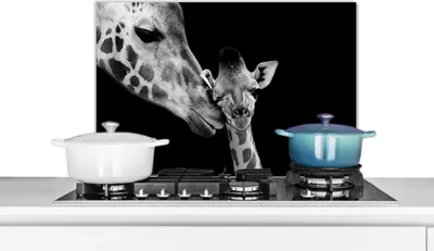 Produktbild von KitchenYeah®  Spritzschutz Küche - Küchenrückwand - Wandschutz für Herd und Spüle - Tiere - Schwarz - Weiß - Giraffe - Porträt 60x40 - Alu-Dibond (Alternative zum Spritzschutz aus Glas) - Hitzebeständ