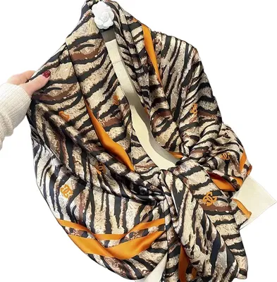 Produktbild von DA-27365 Schal Typ4 – Stylisch und Vielseitig KP27365