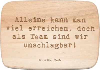 Produktbild von Mr. & Mrs. Panda Buchenholz Schneidebrett Spruch Im Team zusammenarbeiten - Transparent - Geschenk, Teamarbeit, Frühstücksbrett, Freundschaft, Kreativität, Vertrauem