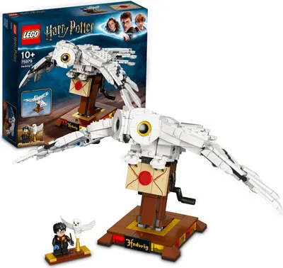 Produktbild von LEGO 75979 Harry Potter Hedwig die Eule, Ausstellungsmodell, Sammlerstück mit beweglichen Flügeln, Geburtstagsgeschenk für Kinder mit Mini-Figuren