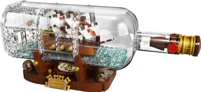 Produktbild von LEGO 92177 Ideas Schiff in der Flasche, Modellbausatz eines Schiffs zur Deko für Erwachsene sowie Mädchen und Jungen ab 12 Jahre, tolles Geschenk