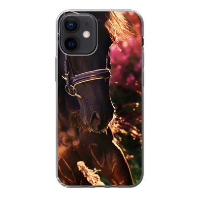 Produktbild von MuchoWow® Handyhülle Schutzhülle Hülle für iPhone 12 Pferd - Sonne - Porträt Silikon Softcase Handy Hülle - Schutzhülle