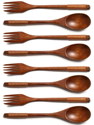 Immagine prodotto di Set di 8 posate in legno per insalate e piatti