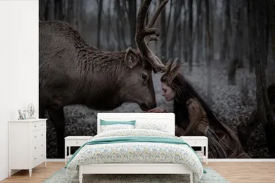 Produktbild von MuchoWow® Fototapete für Wohnzimmer oder Schlafzimmer Wandtapete Vinyl Motivtapete Hirsch - Frau - Geweih - Wald - 600x400 cm - Vinyltapeten