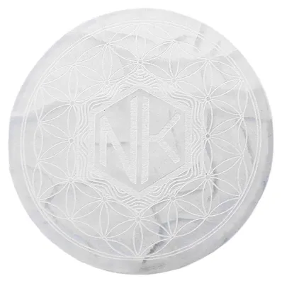 Produktbild von Selenit Aufladeplatte 12cm – Lebensblume Gravur, spirituell & kraftvoll