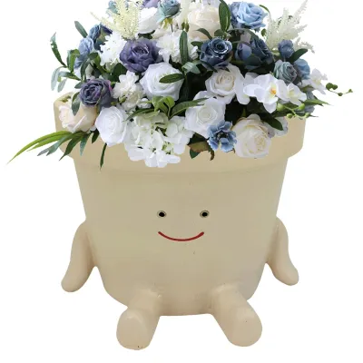Image de Pot de fleurs multifonctionnel au design unique
