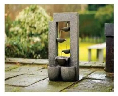 Image de BERN - fontaine moderne en pierre pour terrasse