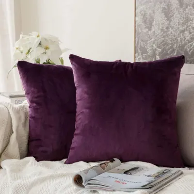 Productafbeelding van Set van 2 kussenhoezen, decoratieve kussens, sofa kussens, kussenhoezen met verborgen rits, 40 x 40 cm, auberginekleurig paars