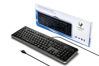 Produktbild von Deutsche Tastatur (QWERTZ) mit großen Buchstaben, weißer LED-Beleuchtung & USB-Anschluss - Für Senioren, Kinder & Sehbehinderte