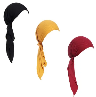 Productafbeelding van Qovelly, set van 3 voorgenaaide chemo-mutsen, beanie-hoofddeksels voor dames