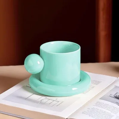 Zdjęcie produktu dla Ceramiczne kubki w stylu kawaii do herbaty i kawy – kolorowy pomysł na prezent dla kobiet