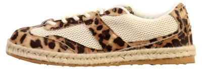 Produktbild von Sneakers mit Schnürsenkeln