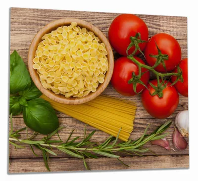 Produktbild von Wallario Herdabdeckplatte aus Glas, Größe 60 x 52 cm 1-teilig, Motiv Spaghetti mit Tomaten, Knoblauch und Basilikum