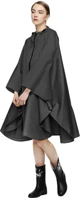 Produktbild von Wasserdichte, leichte und wiederverwendbare Regenjacke – ideal für Wanderungen mit Kapuze und Tragetasche – für Damen und Herren, für Outdoor-Aktivitäten